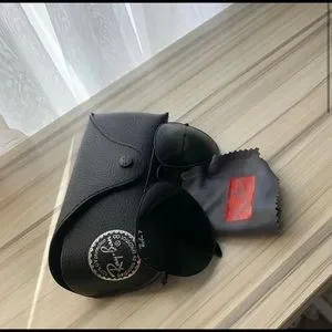 Ray-Ban | Accessories | Repost Ray Ban Matte Black Aviator  display picture 2